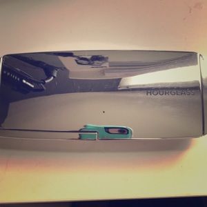 Not used only swatched. Hourglass